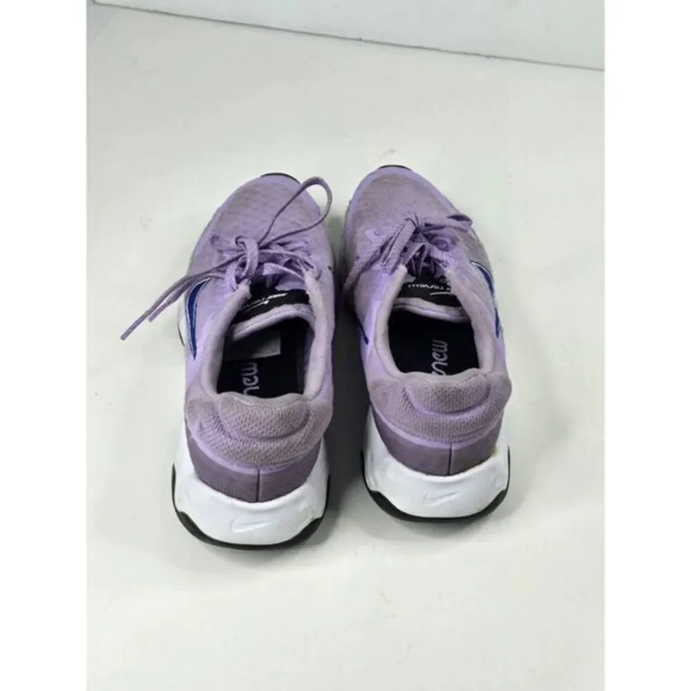 Nike womens renew